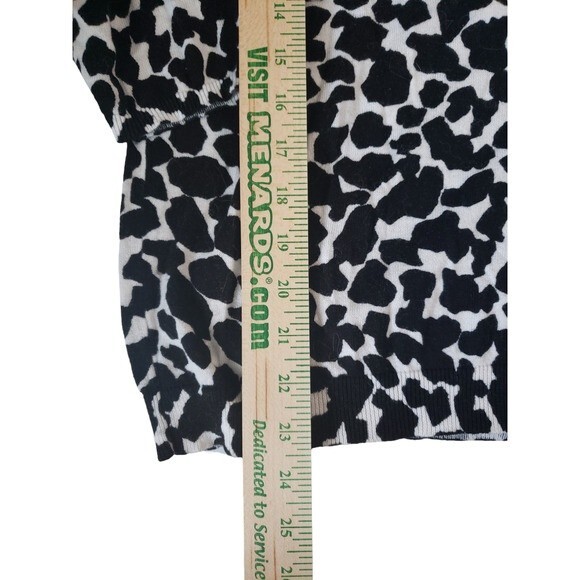 Relativity Black and White Animal Print Button Front Light Cotton Cardigan 1X - Picture 5 of 10